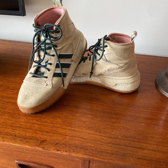 Adidas Eric Emanuel Exclusive Sneakers - Picture 3 of 5